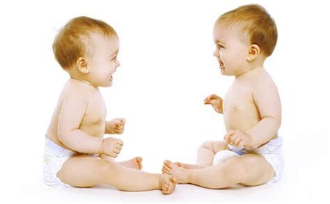 怀三胞胎的早期特征