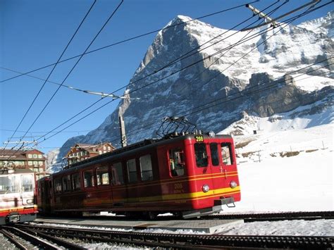 世界上最慢的景观列车在瑞士，全程300公里