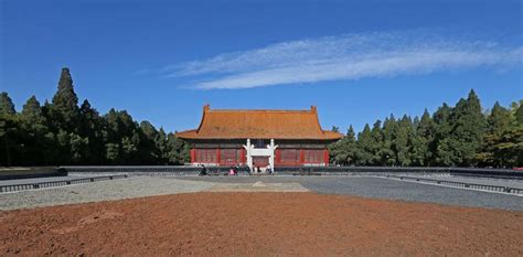 1、你知道社稷坛的五色土是怎么回事吗,请搜集与土地有关的历史掌故、神话传说、地方民俗等. 2、你知道“