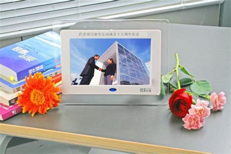 廣州哪里有批發(fā)定制數(shù)碼相框廠家？