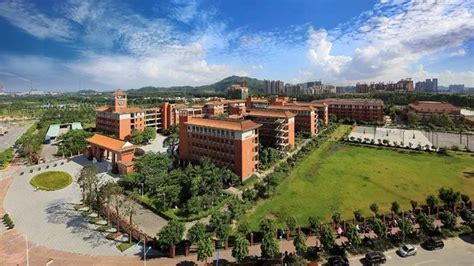 广州外语学院在呢?