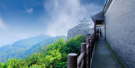 句容市从属于哪个市?