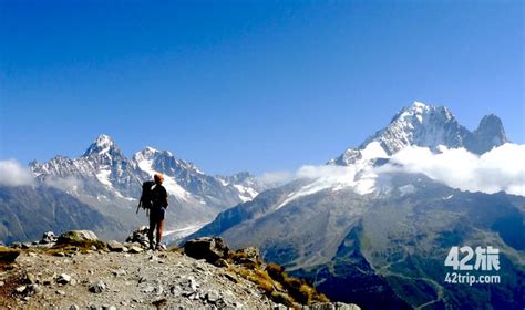 世界风光：阿尔卑斯山的最高峰之一，少女峰