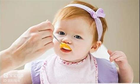 宝宝便秘吃什么？什么奶粉可以帮助宝宝不便秘？