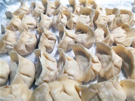 我学会了包饺子-小制作作文600字[汇总6则]