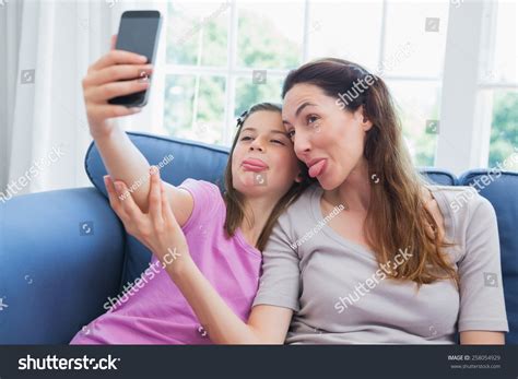 妈妈晒出自家孩子的房间，隔着屏幕都感受到崩溃：孩子为啥都这样
