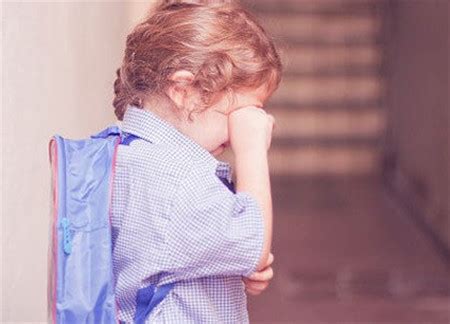 你让孩子恐惧了吗？恐惧中的孩子不聪明也不长个