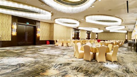 静安区香格里拉大酒店与漕河泾桂平路391号距离多远