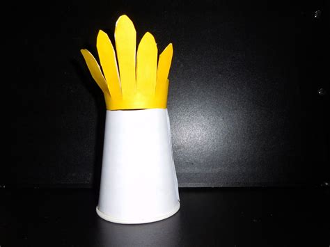 纸杯手工向日葵