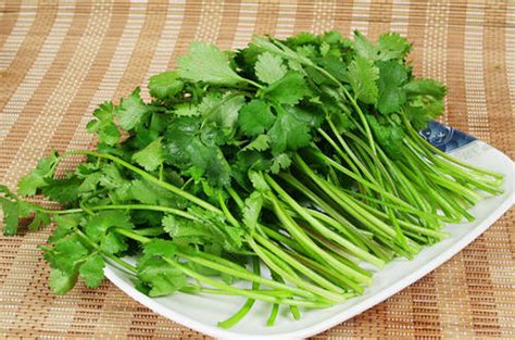 产后应该是多吃蔬菜水果吗