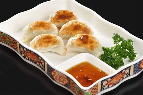 如何制作煎餃?
