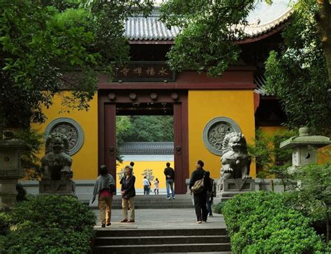 杭州旅行为何去杭州灵隐寺的少了？曾经清净灵气，如今不来第二次