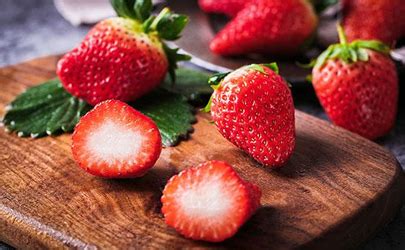 草莓可以放进冰箱里吗?