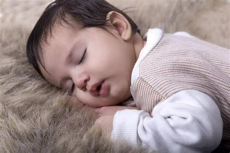 宝宝张嘴睡觉会有什么影响吗?