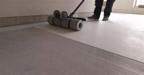 橡膠地面的施工工藝？