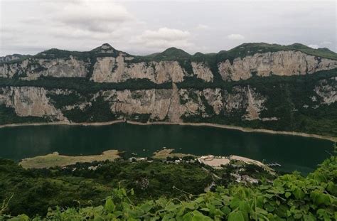 千里乌江上最美的崖壁画廊，胜过三峡和漓江，是贵阳西部风光一绝