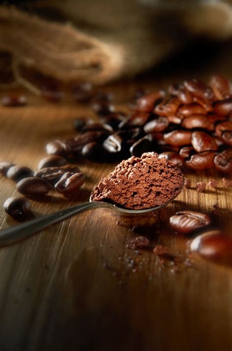 十克咖啡豆研磨出咖啡粉