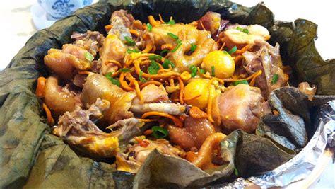 荷叶莲子蒸鸡的做法大全