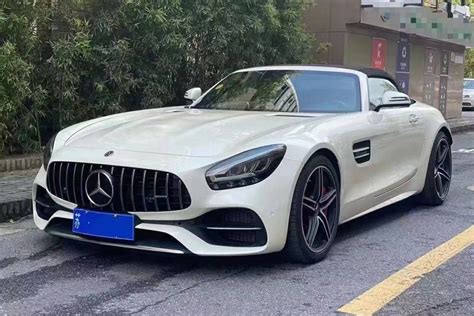 奔馳跑車多少錢了？