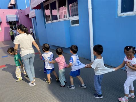 幼儿园小班该怎么上课