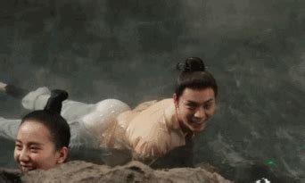 李菲儿柯基身材