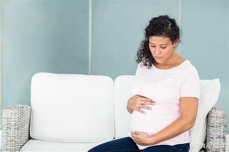 孕期孕妇焦虑会导致胎儿脐带绕颈吗