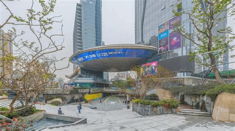 融创盛世滨江与华丽家族汇景天地有什么区别