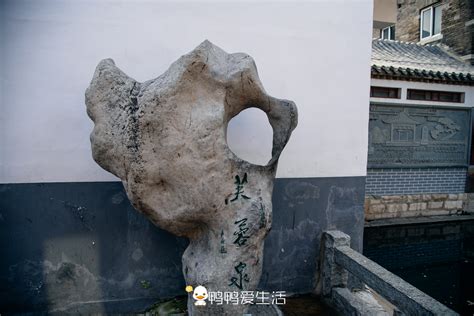 济南最热闹的一条街，因芙蓉泉而得名，小吃遍地游客来了却后悔