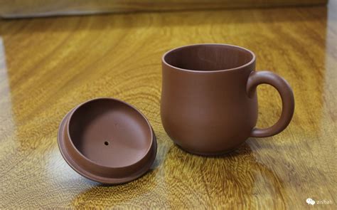 紫砂杯子上的茶垢怎么样才能洗掉?