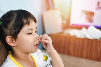 过敏性鼻炎打喷嚏流鼻涕用什么药