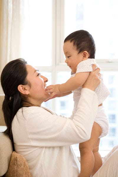 宝妈生小宝宝