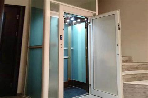 裝一部小型家用室內電梯,2層的,要多少錢
