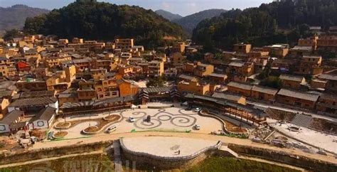 云南省砚山镇在哪个市