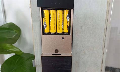 智能指紋鎖的電源是怎樣的