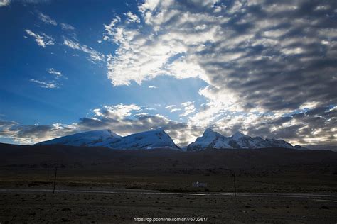 帕米尔高原的冰山之父—慕士塔格峰