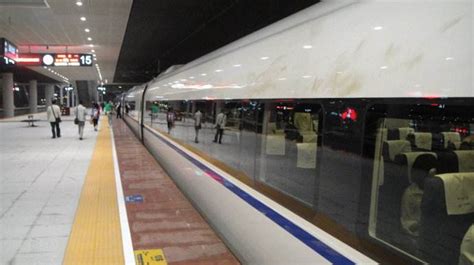从武汉到深圳高铁要多长时间?
