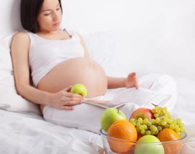 孕妇中期的一日食谱