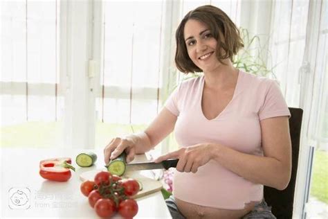 备孕期间除了吃叶酸还要注意哪些