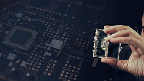 主板上面的電源管理芯片起什么作用