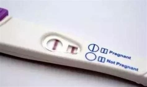 怀孕几天能测出来 验孕棒