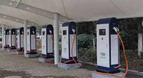 在汉新能源汽车充电 汉寿新能源汽车充电站