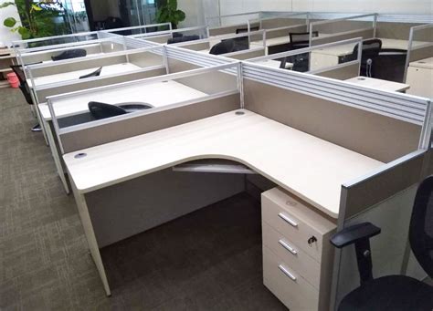 哪位知道一般的办公桌多大尺寸