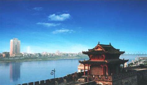 湖南省襄樊市的地理位置