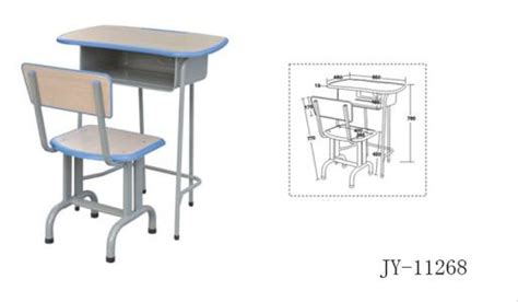 教室里的桌子长和宽是多少