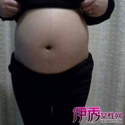 怀孕30周肚脐凹进去怎么回事