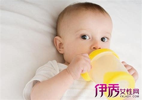 十个半月宝宝不肯喝奶