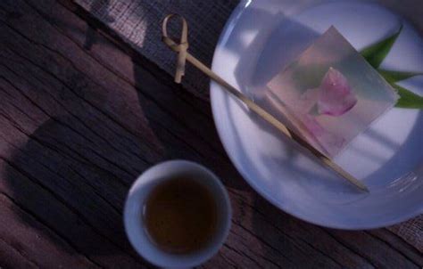 惬意的下午茶唯美句子[共计74段]