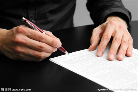 4个月引产需要家属签字么