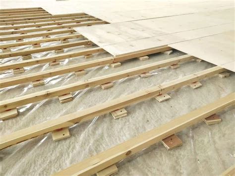 运动木地板通常需用哪种木材做龙骨,在安装时要注意哪些问题?