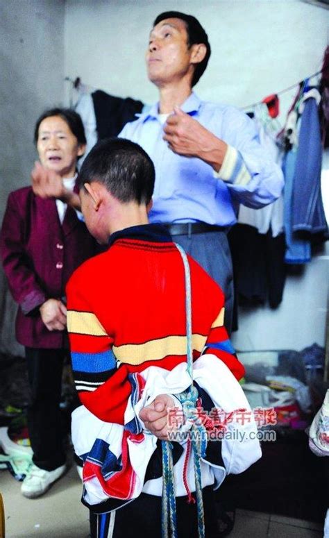 孩子眼睛被弄伤赔偿